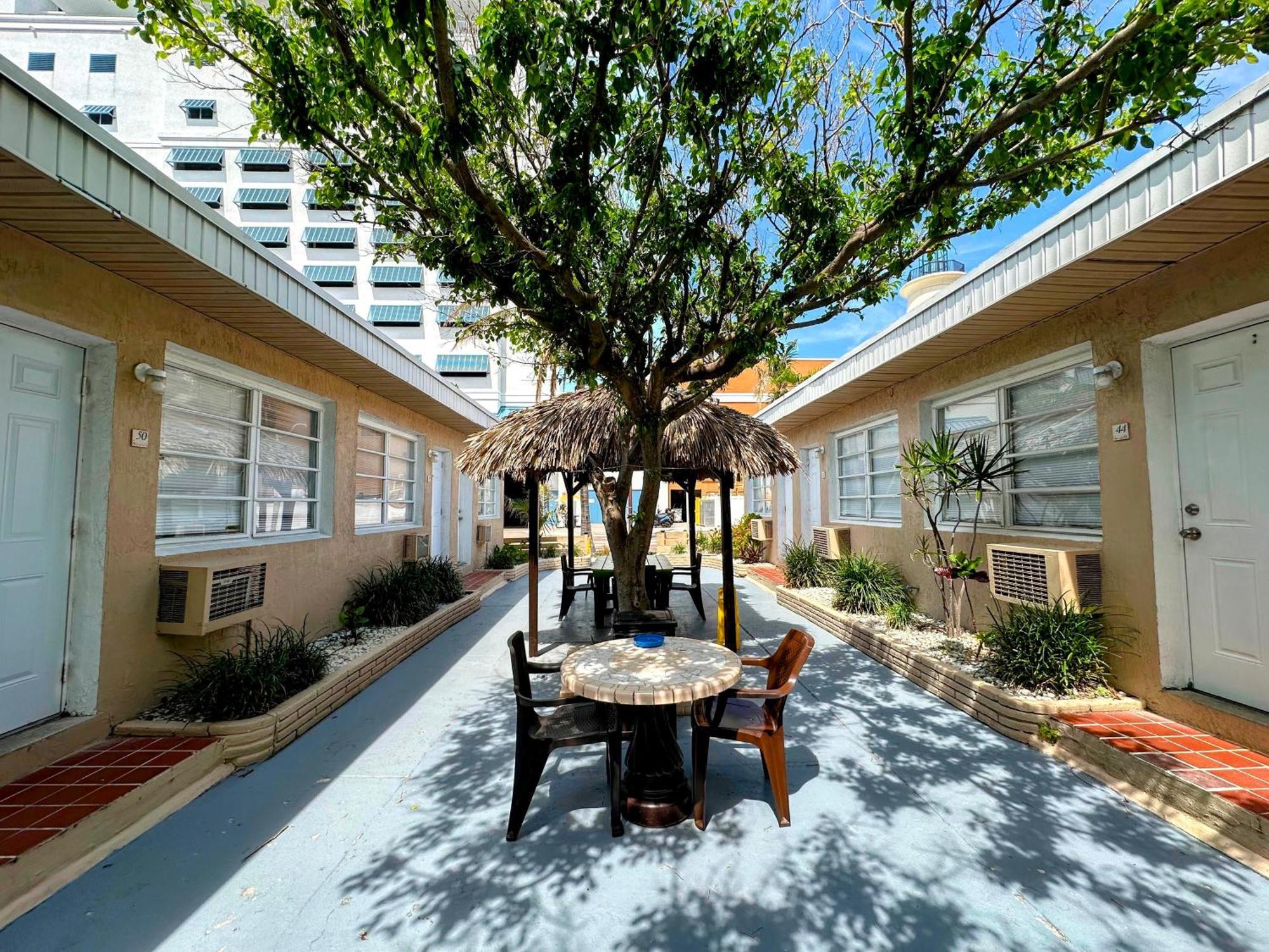 St Maurice Inn Hollywood